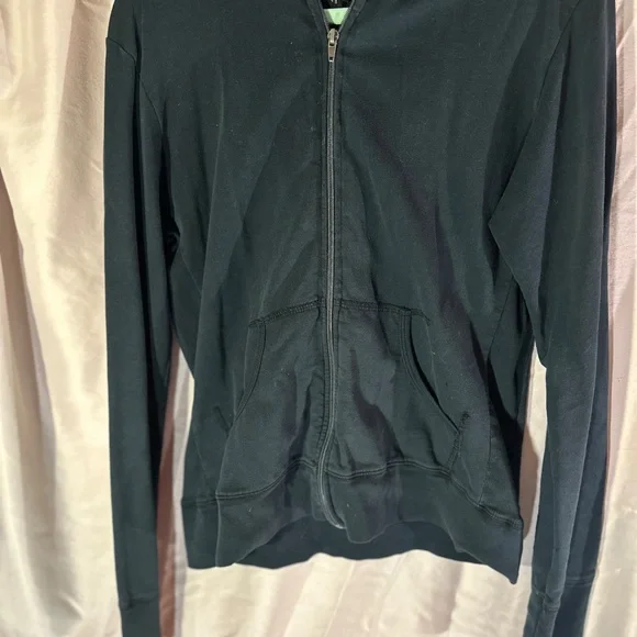 Black zip up hoodie with pockets and Buddha  in white - Picture 5 of 6
